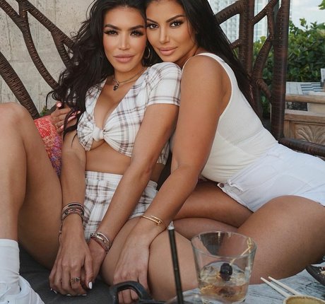 La Reina Shaw model pic