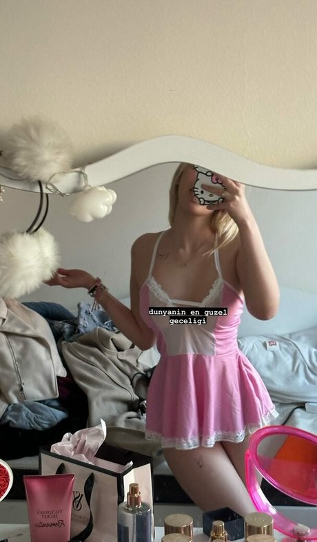 Beril ahin pornstar erotic picture