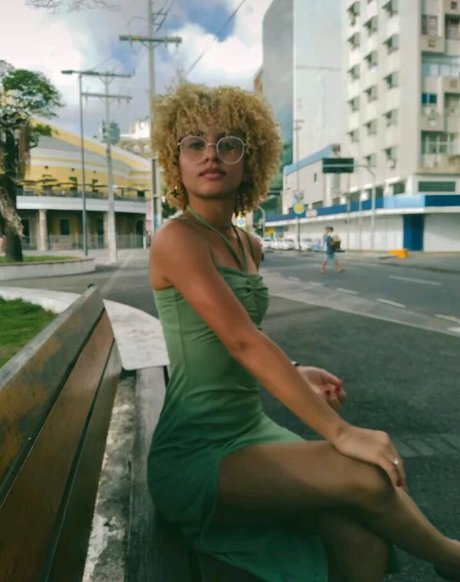 Sthefany Monteiro pretty star img