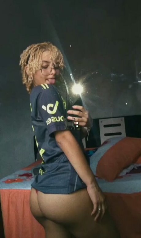 Sthefany Monteiro Profile photo