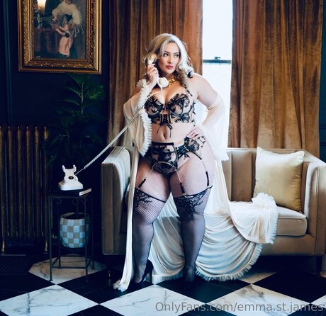 Emma St James star perfect picture