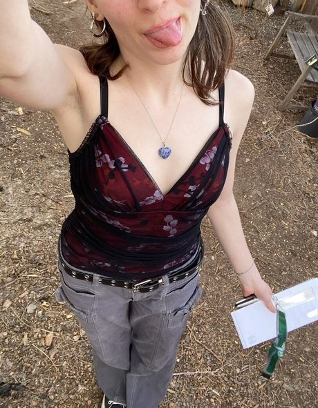 avieb4by sexy model pictures