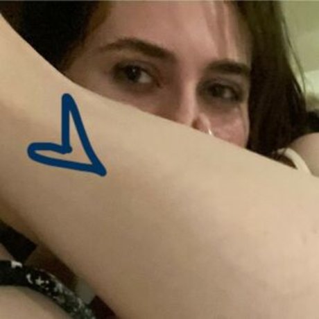 avieb4by naked model gallery