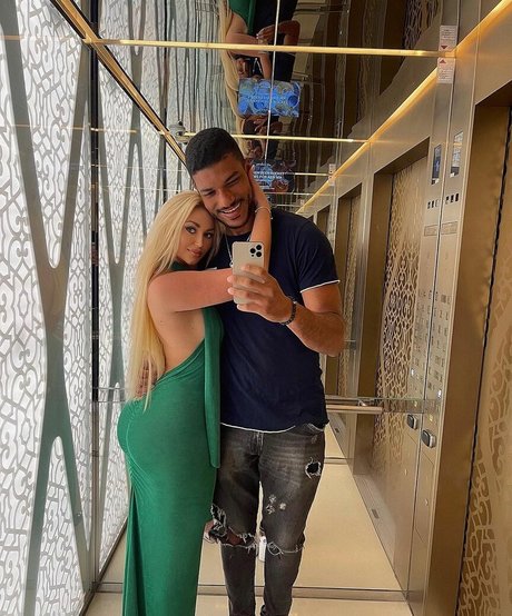 Kicaa Kristina Stani star art images