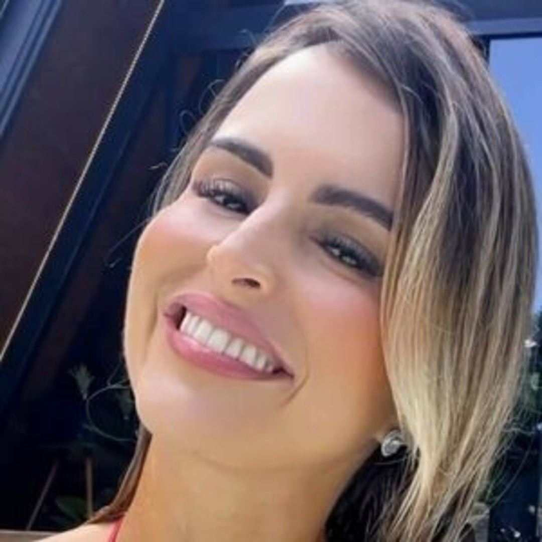 Aline Limas model beautiful photos