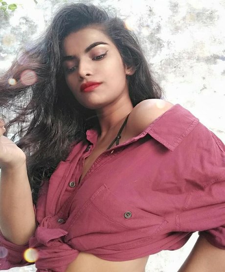 Nidhi Goel adult model archive