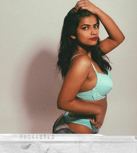 young milf onlyfans hot sex image