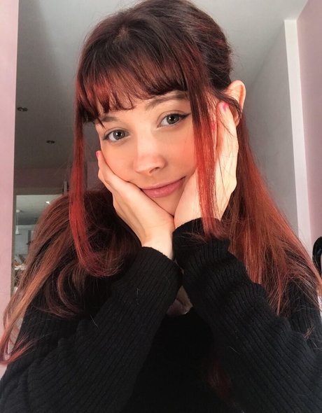 sushibunniii pornstar beautiful picture