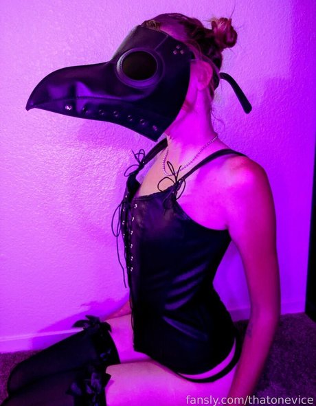 thatonevice erotic actress img