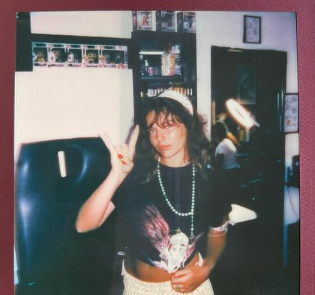 Lola Dubrul star pictures