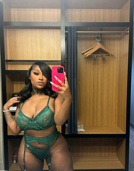 Erica Banks pornstar nice pic