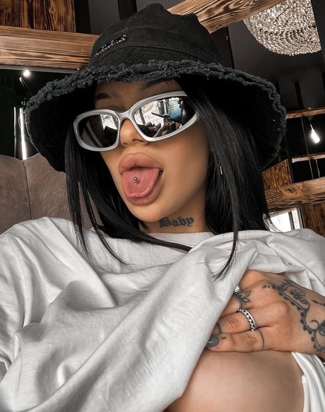 bellahotx pornstar erotic pictures