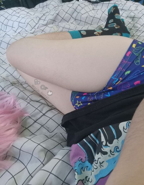 Kaiju Hentai exclusive star picture