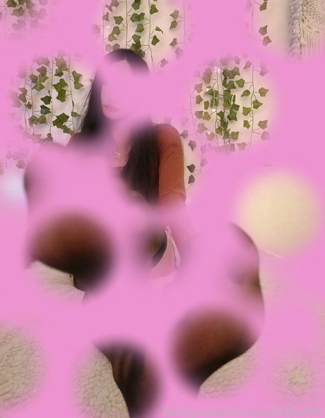 CinnamonBunVR nudes actress gallery