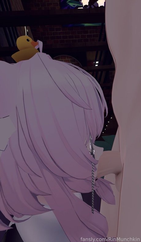 RinMunchkin model nude img
