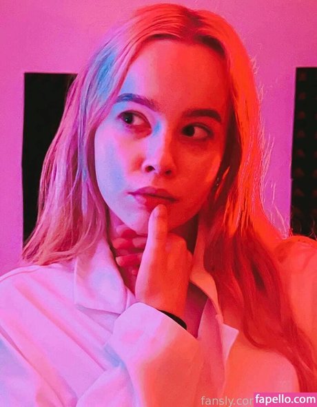 deni__dragons__ naked model archive