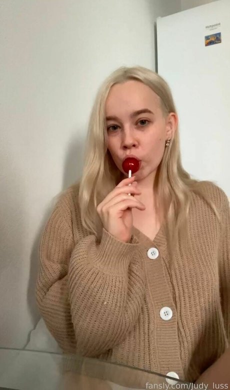 deni__dragons__ pornographic model archive