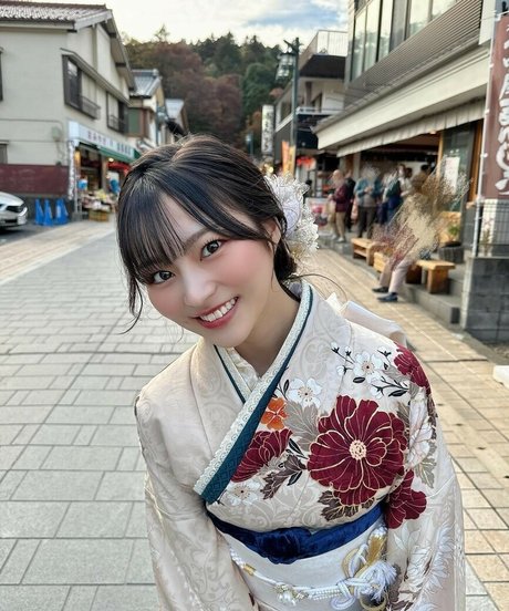 Hiiragi Usa model free gallery