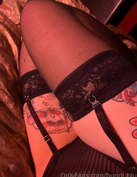 bunni blu high quality star pic