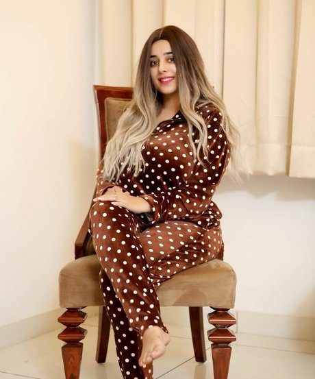 Apoorva Bhalla model photos