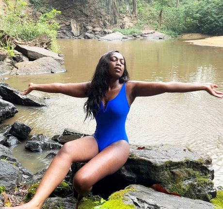 TV Shopping Presenters exclusive model images