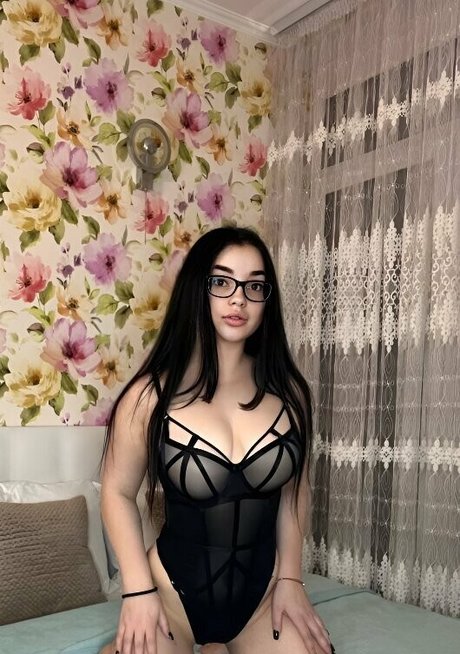 alinasweet exclusive star images