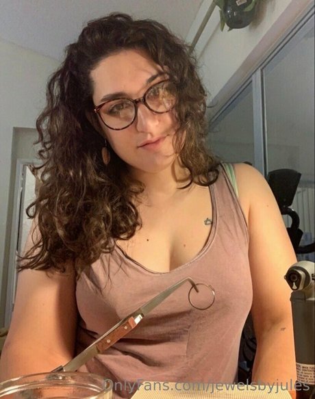 jewelsbyjules sex model images