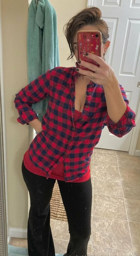 thickhips30 beautiful actress images