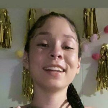 Btings model hd images