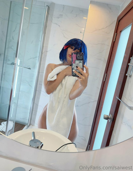 Misaki Sai naked star image