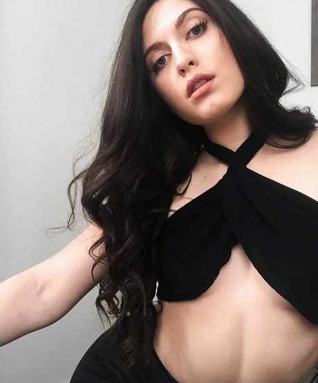 Ashley Jolly pornstar xxx img