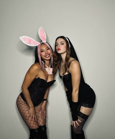 McKenzie Bell star naked photos