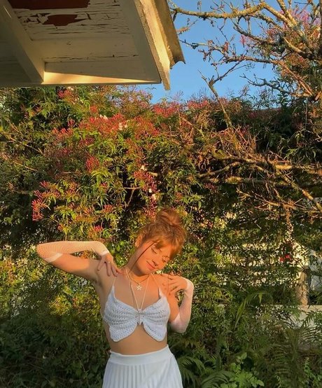 mellmoeller nudes actress pictures