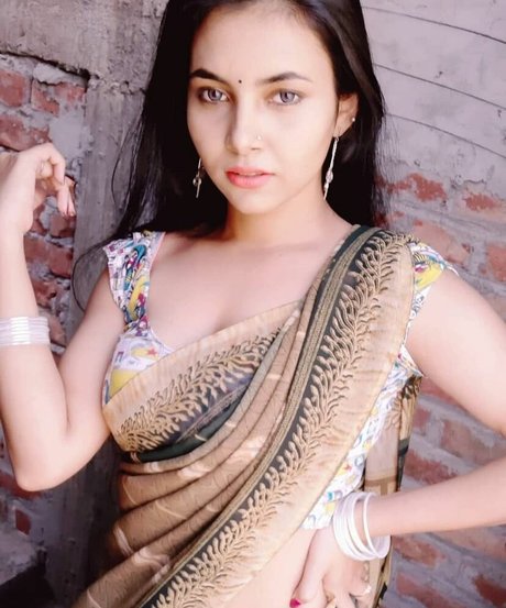 Aarohi Verma star sex photo