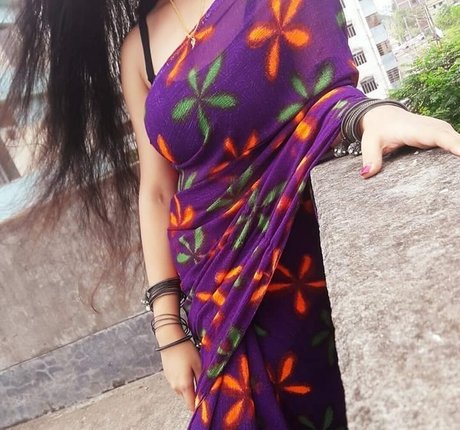 Aarohi Verma model porn photo