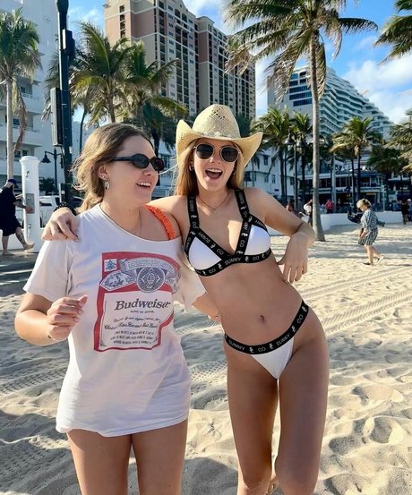 babe brunette onlyfans hot naked galleries