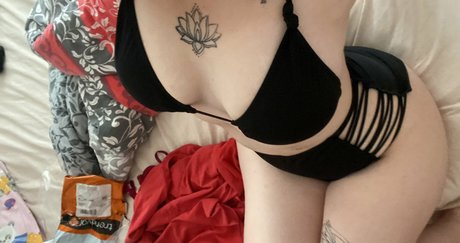 Nururkmz pornographic model galleries