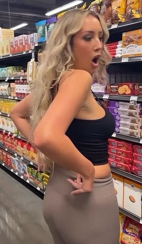 misslexiswilson free model image