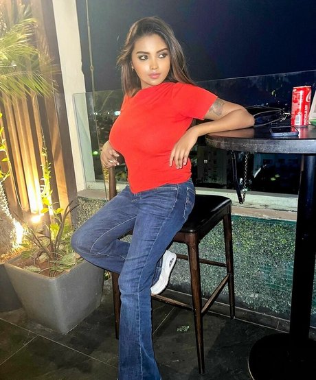 Elakkiya Rajendran exclusive model photo