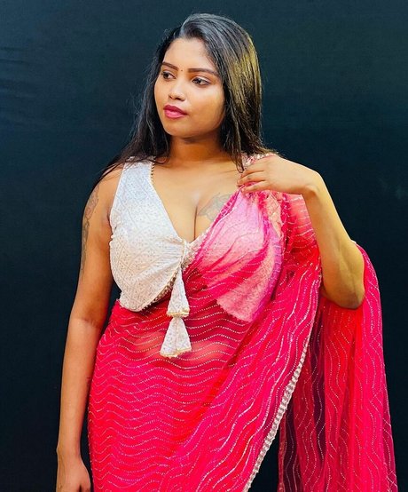 Elakkiya Rajendran model pornographic pics