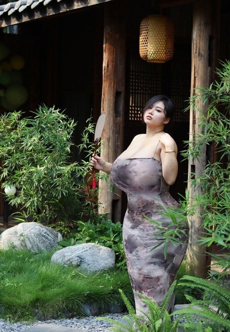 Pishen eva free model galleries