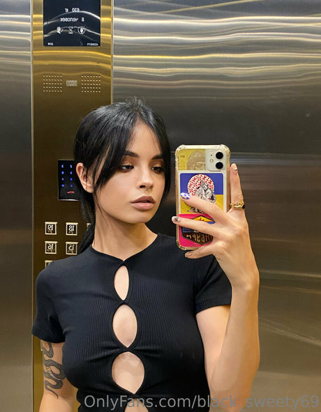 karinasweety69 pornstar art archive