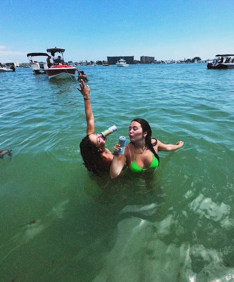 Samantha Copp star perfect photo