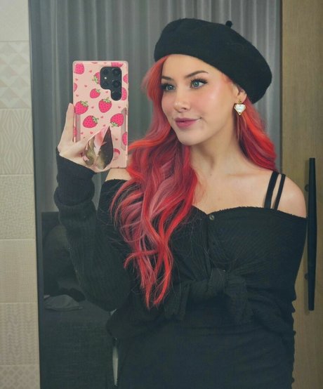 ItsLeslie model pretty gallery