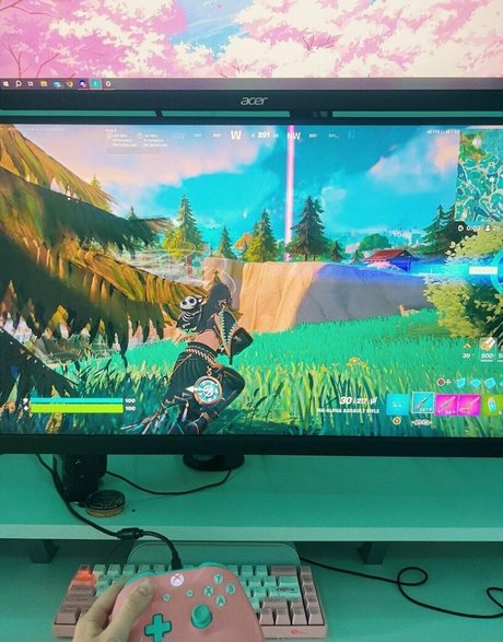 heylaurensummer nude actress img