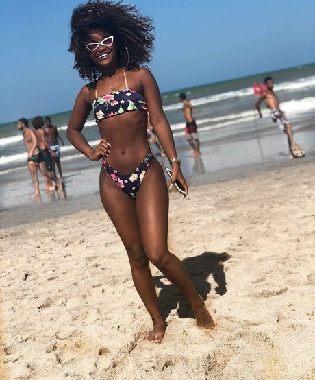 juliamissofc model art pics