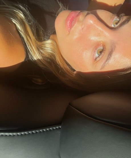 Morena Bradas adult star picture