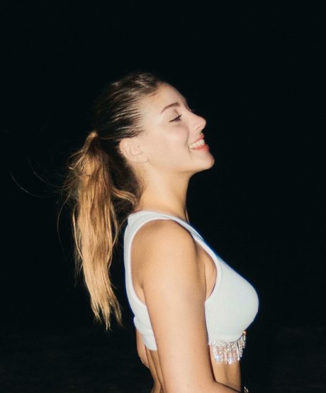 Morena Bradas star nudes pictures