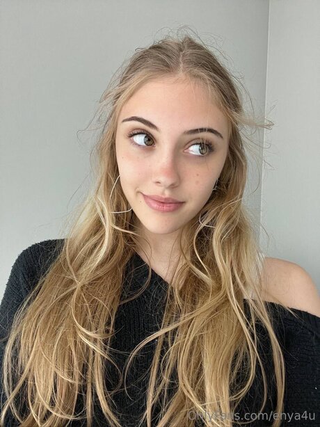 enya4u pornstar naked photo