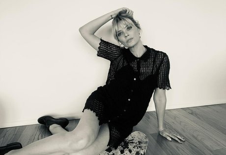 April Bowlby top pornstar photo